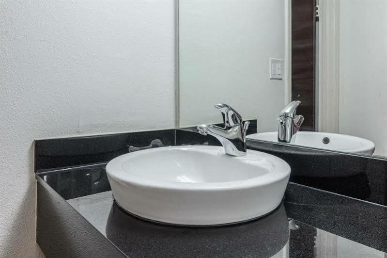 Oyo Hotel Texarkana North Heights Ar Hwy I-30 Esterno foto